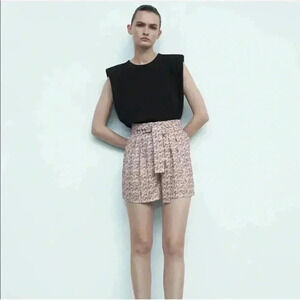 New Zara Floral Print Paperbag Shorts Women Size Medium Waist Tie Feminine